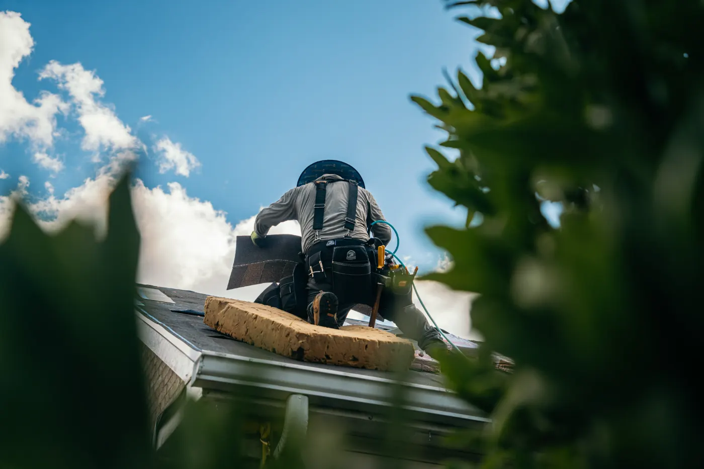 Manufacturer-certified shingle installation in Homecroft